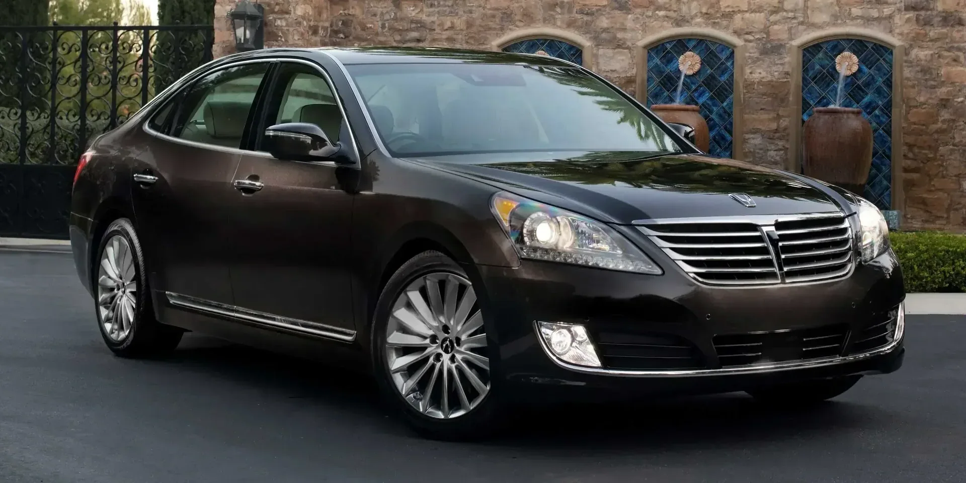 2012 Hyundai Equus photo 1