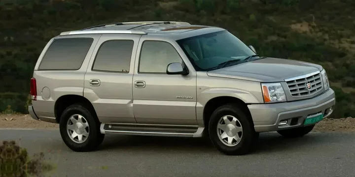 2002 Cadillac 2002-cadillac-escalade-eu-60-v8-awd-hydra-matic-4-speed main image