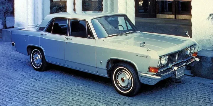 1970 Mitsubishi 1970-mitsubishi-debonair-2000 main image