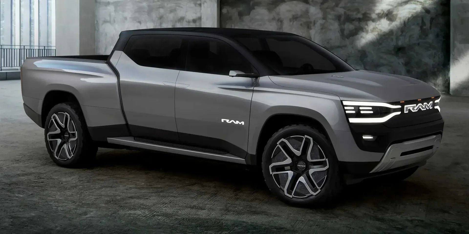 2023 Ram 1500 Revolution photo 1