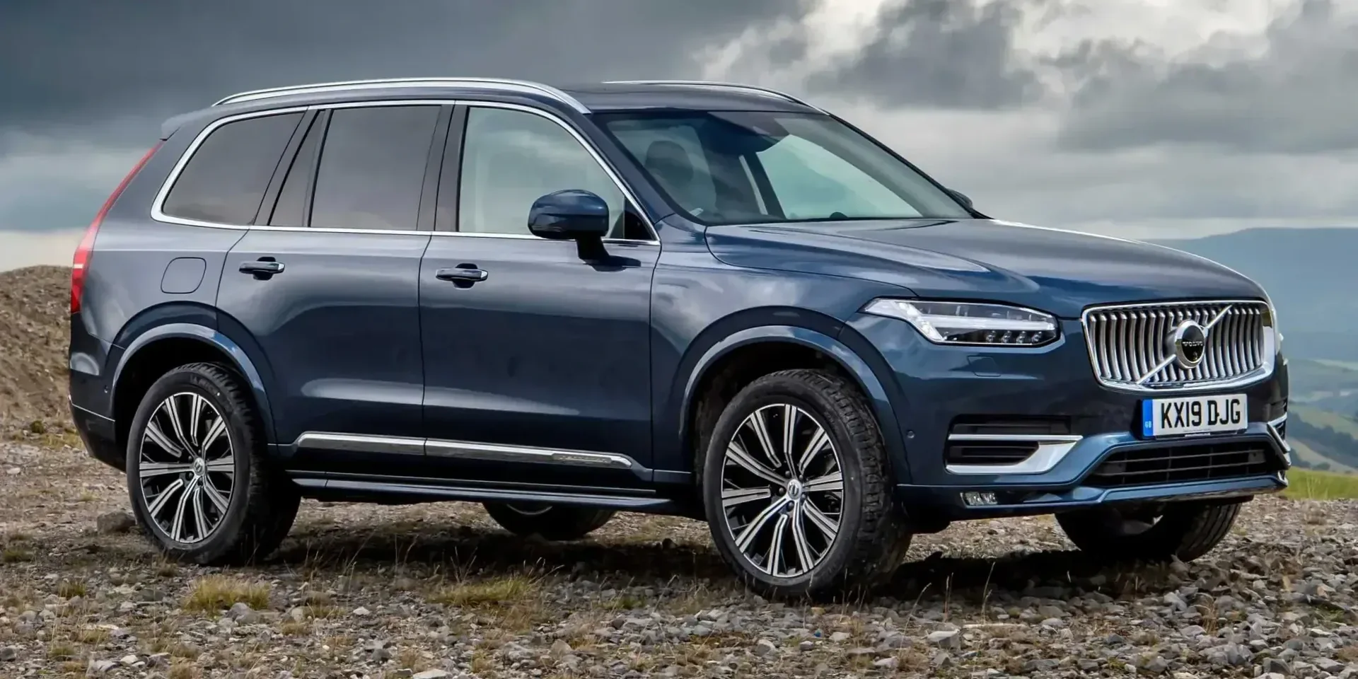 2025 Volvo XC90 photo 1