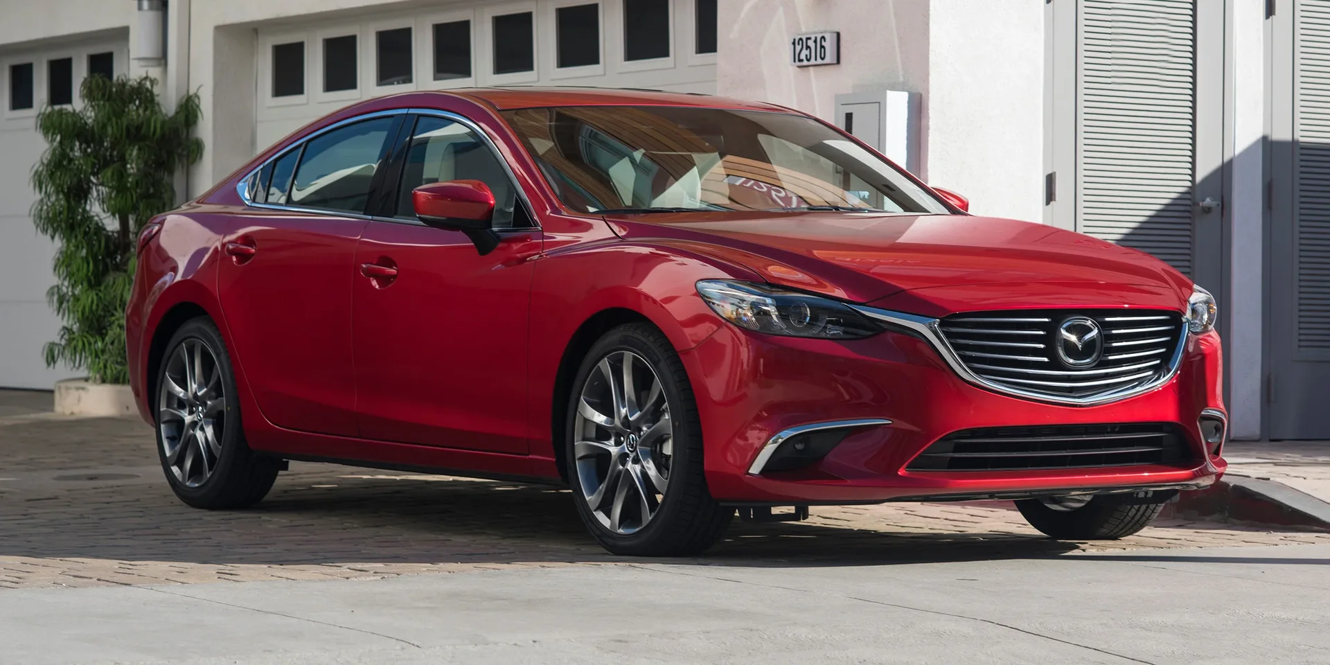 2018 Mazda 6 photo 1