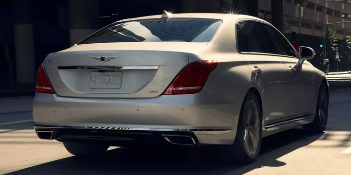 2017 Genesis 2017-genesis-g90-50-v8-gdi-shiftronic-8-speed main image