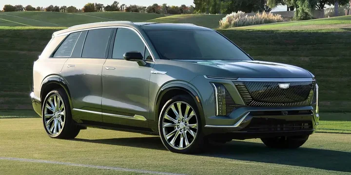 2026 Cadillac 2026-cadillac-vistiq-600e4 main image