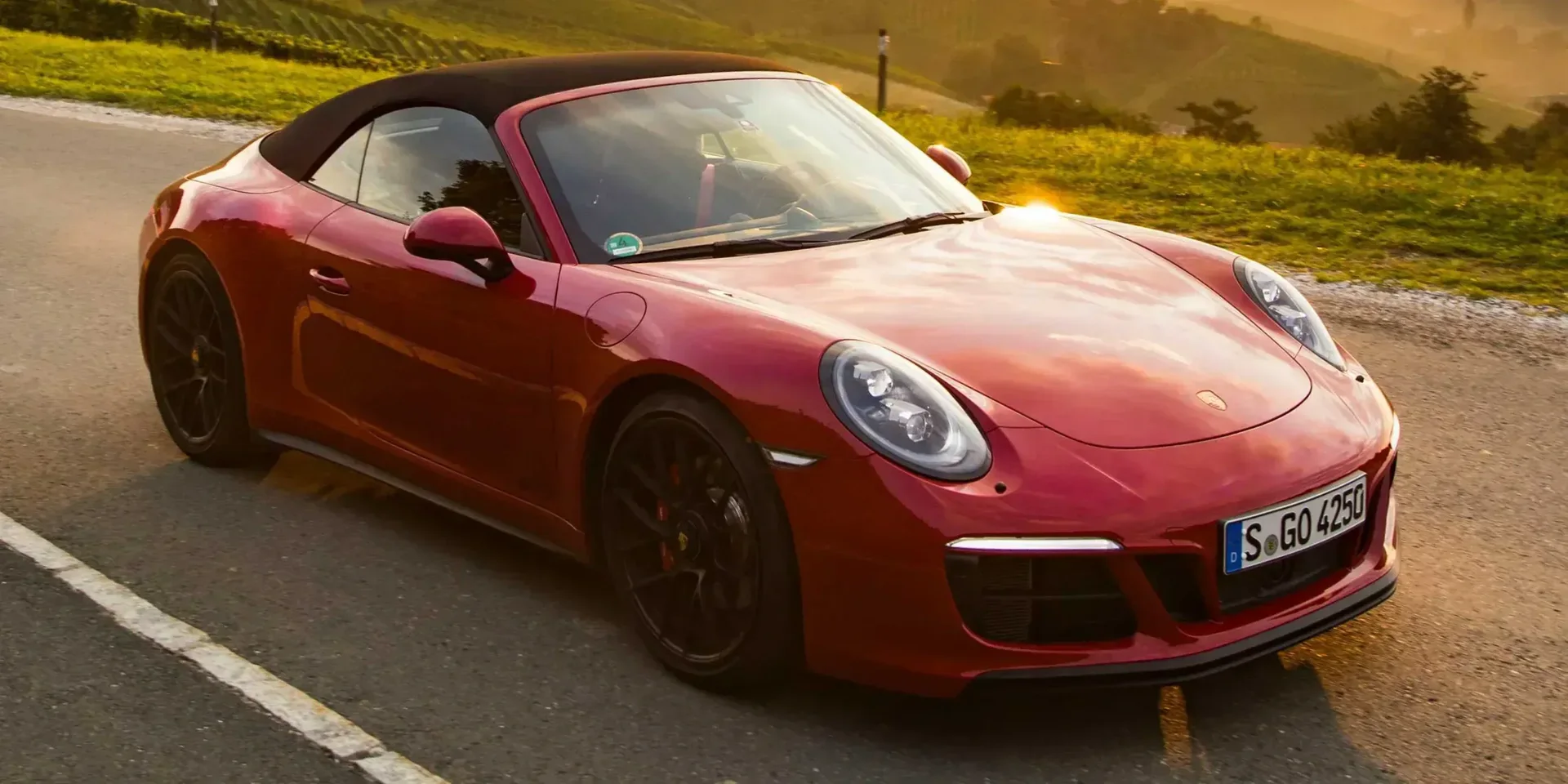 2019 Porsche 911 Carrera GTS photo 1
