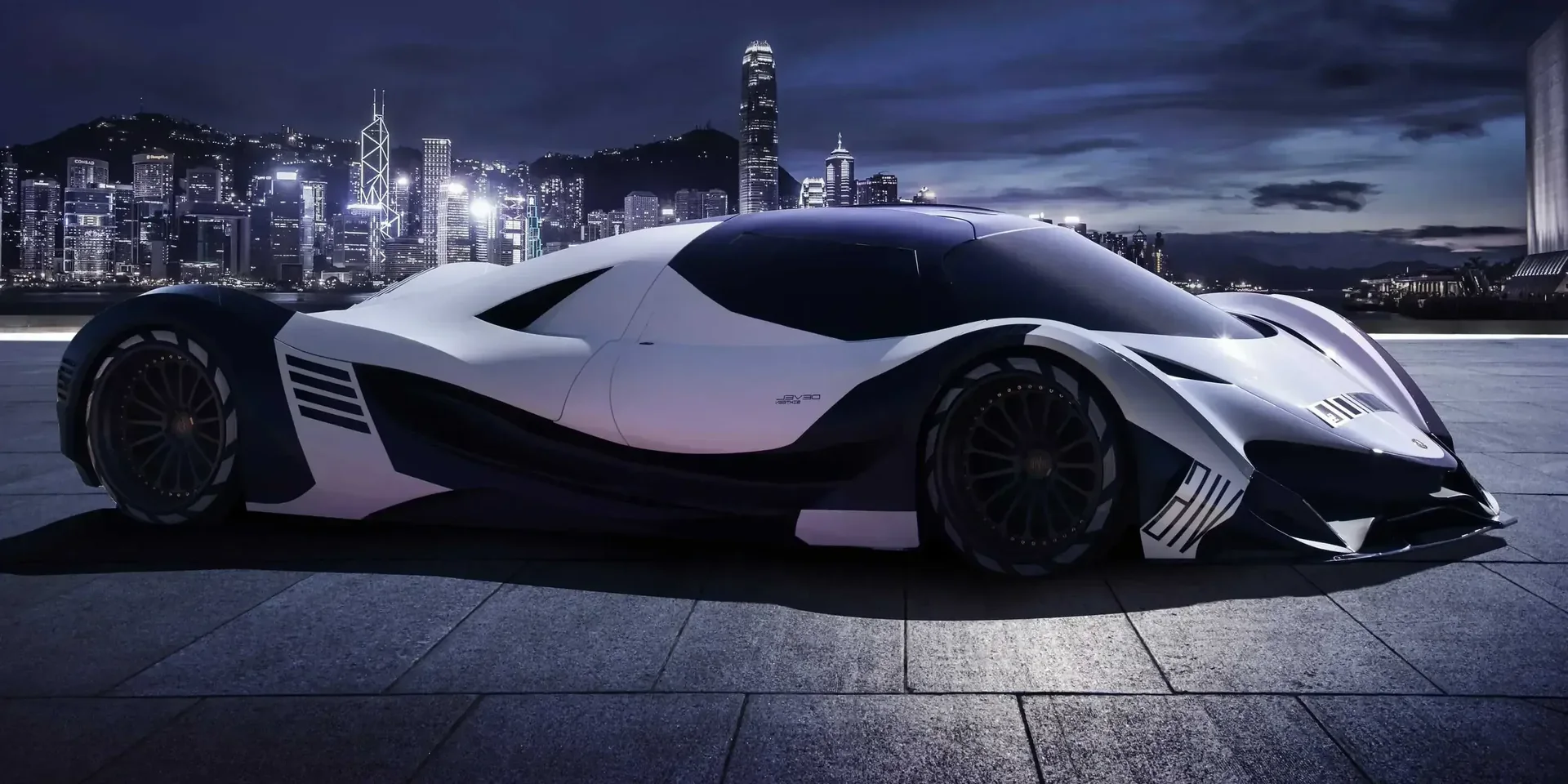2017 Devel Sixteen photo 1