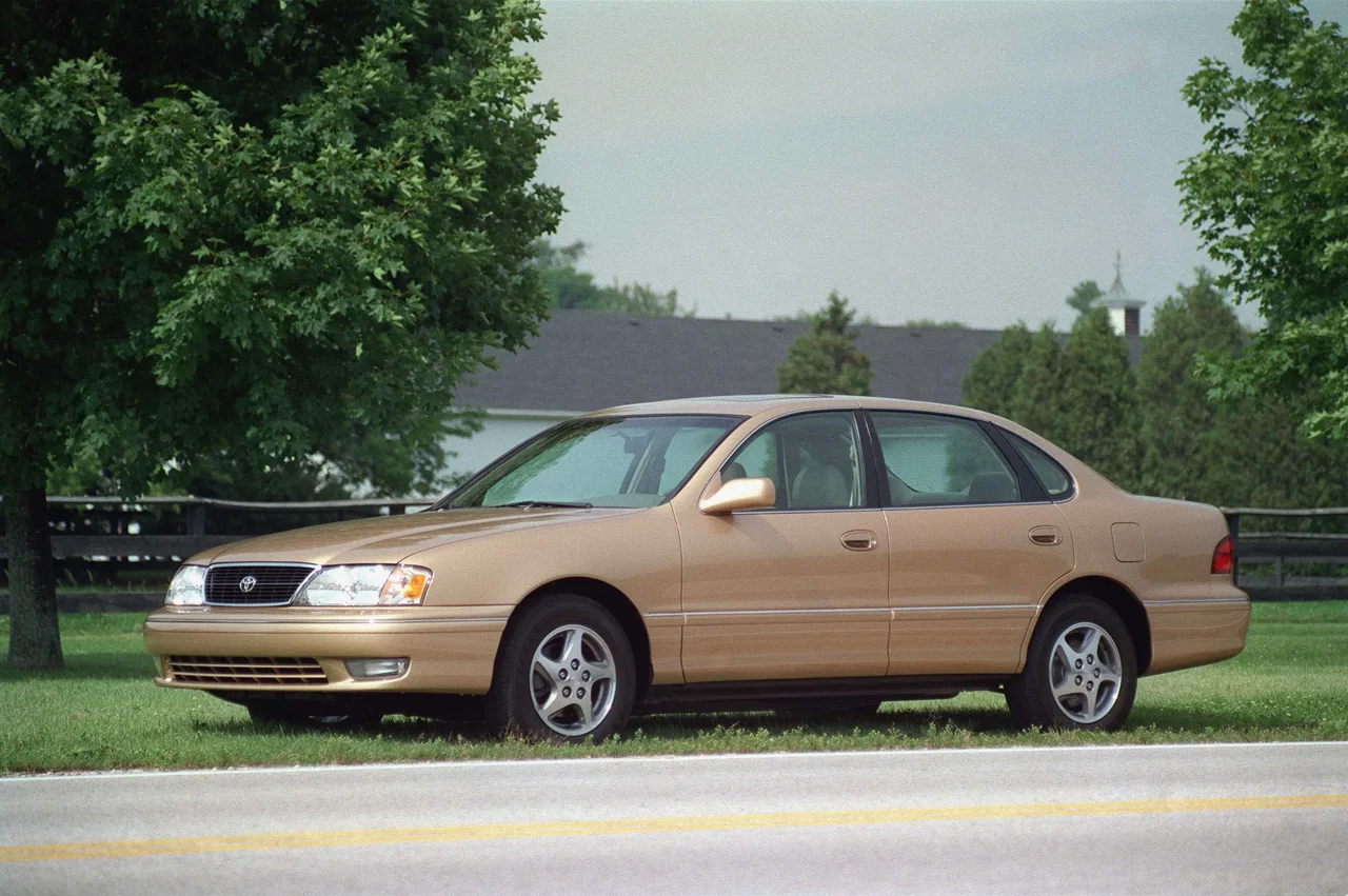 Exterior 3