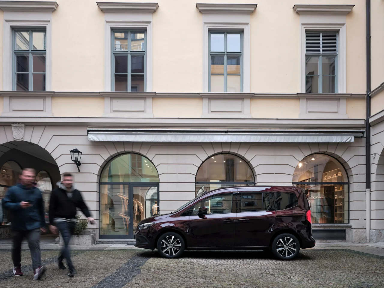 Exterior 4