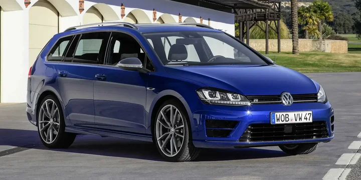 2015 Volkswagen 2015-volkswagen-golf-r main image