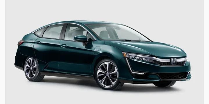 2017 Honda Clarity FCV exterior main image