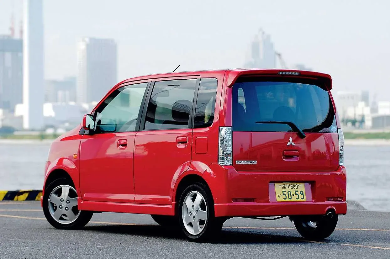 Exterior 9