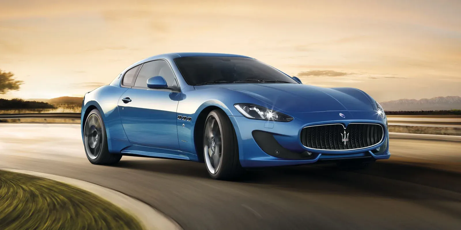 2017 Maserati GranTurismo photo 1