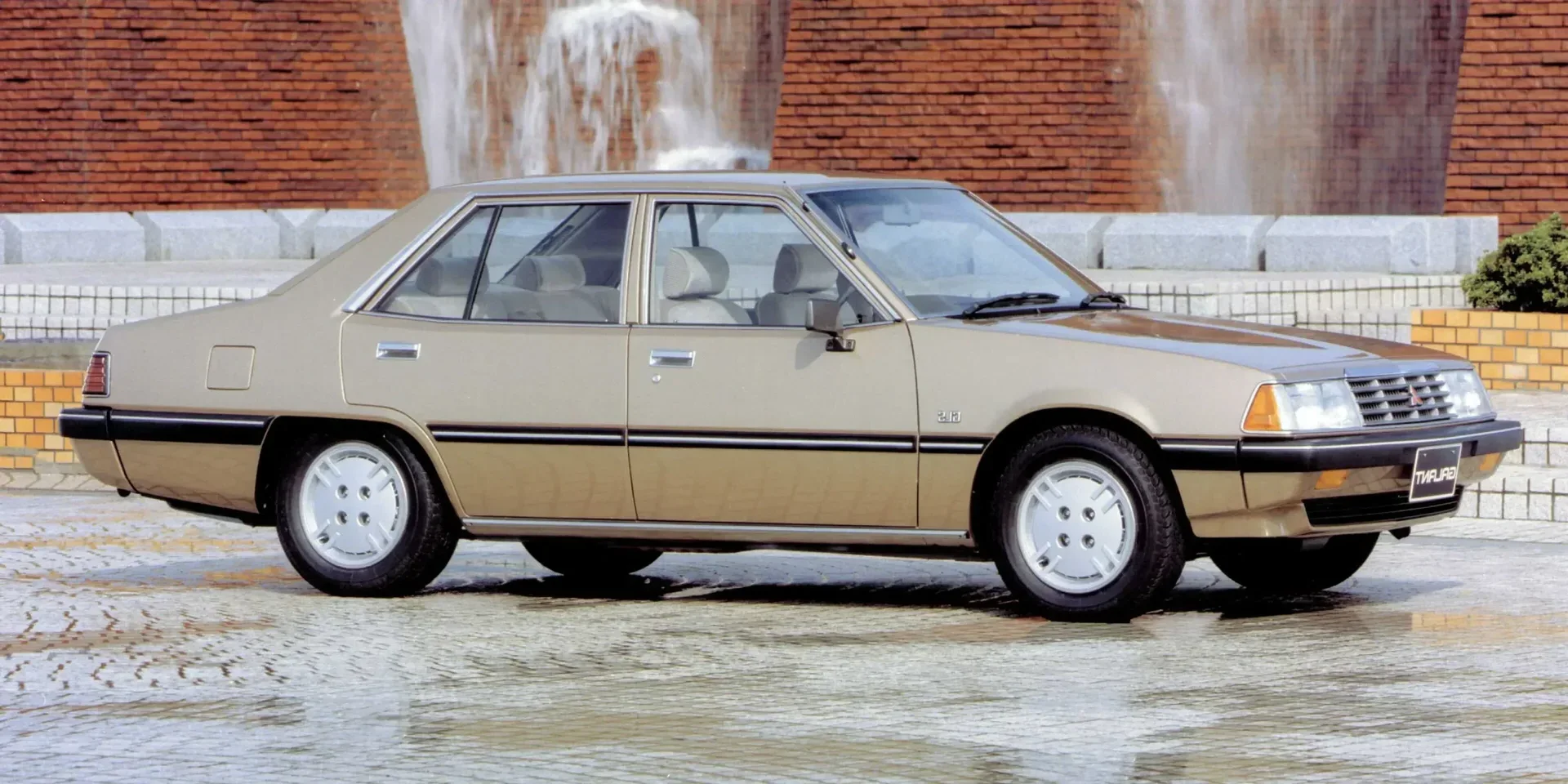 1981 Mitsubishi Galant photo 1
