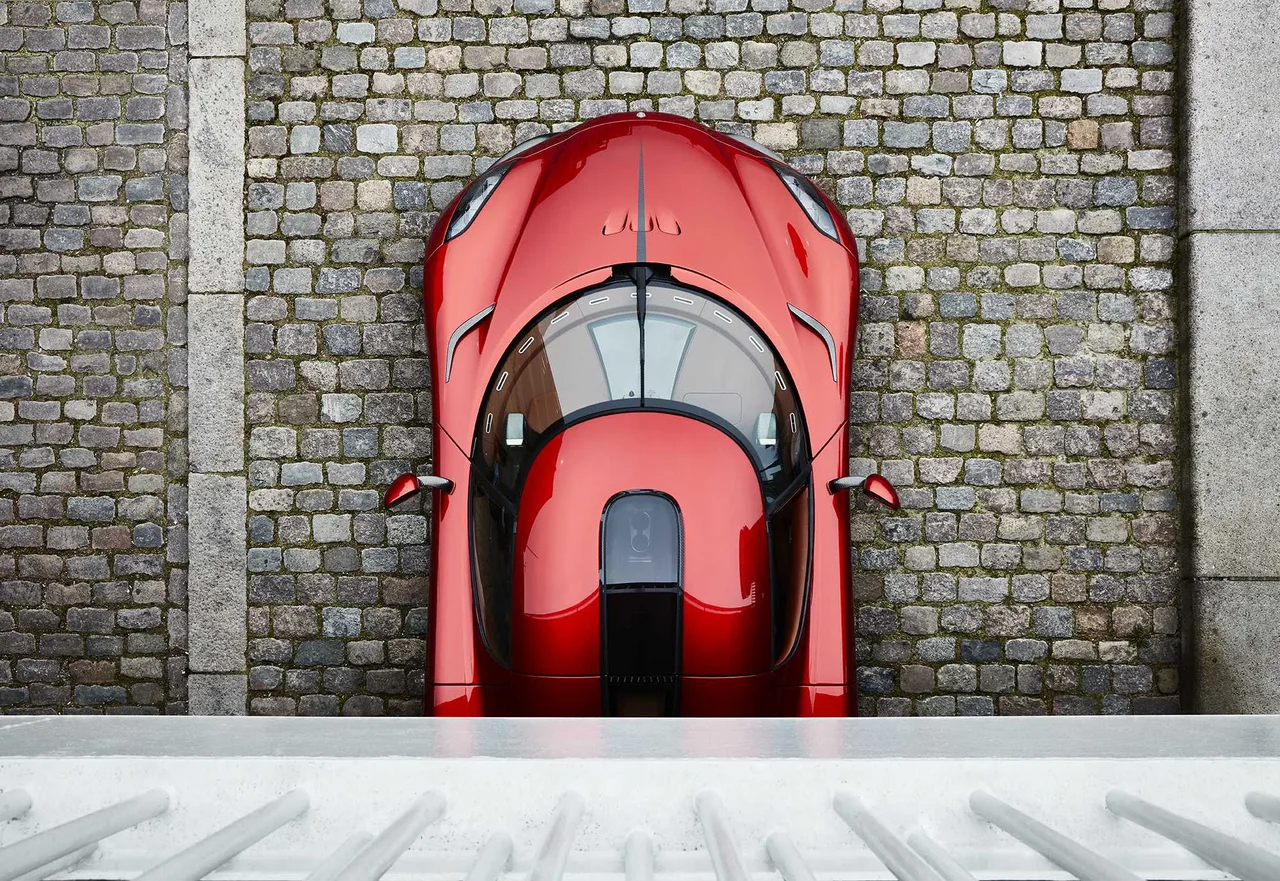 Exterior 3