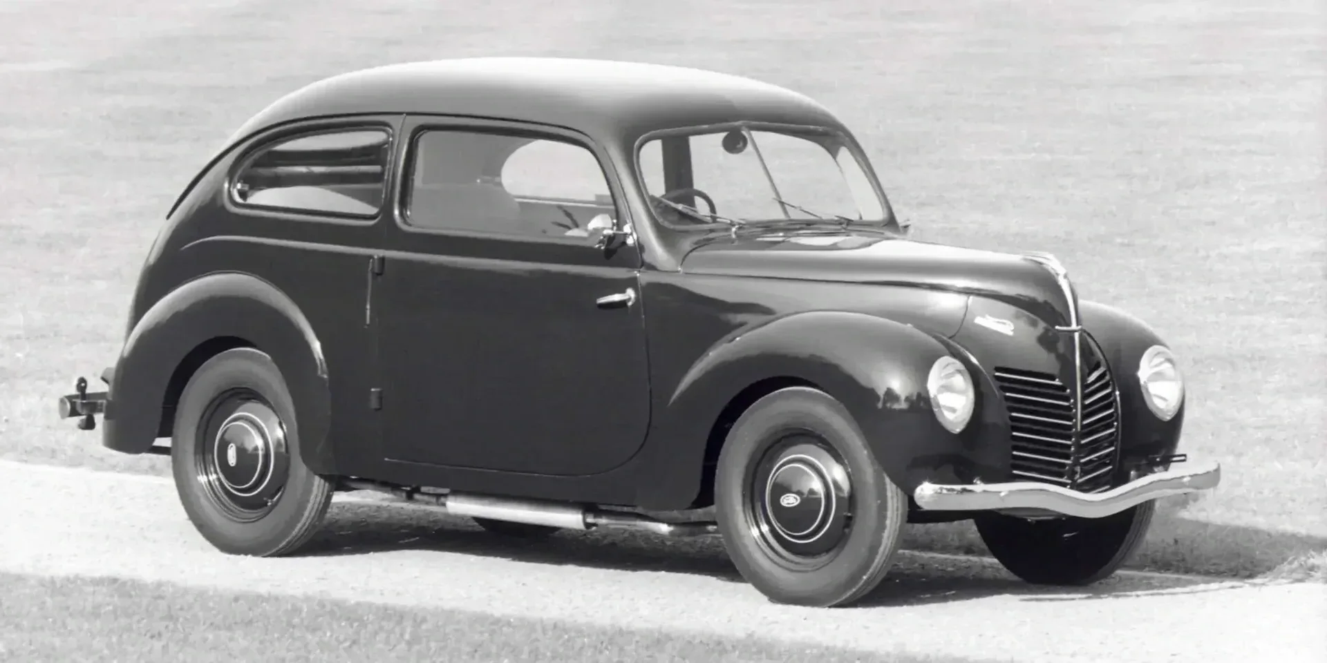 1939 Ford Taunus photo 1