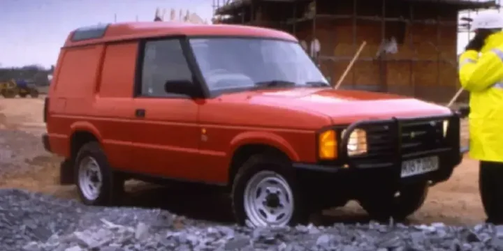 1991 Land Rover 1991-land-rover-discovery-commercial main image