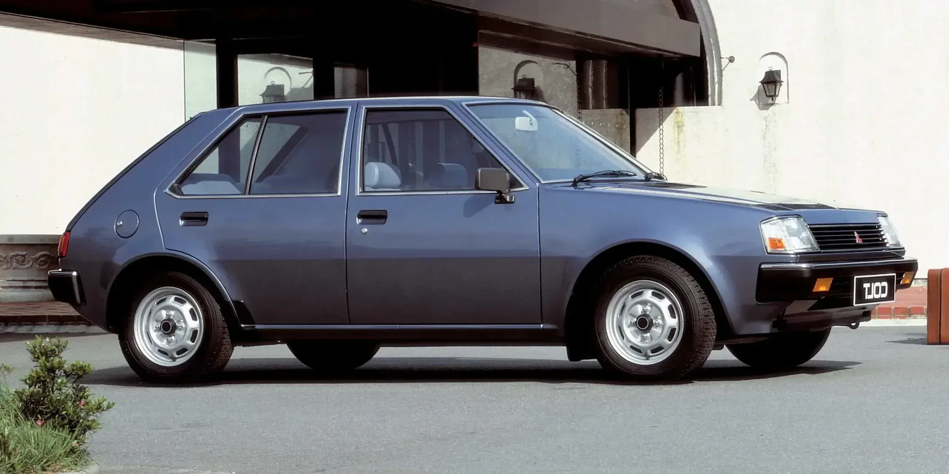 1983 Mitsubishi Colt photo 1