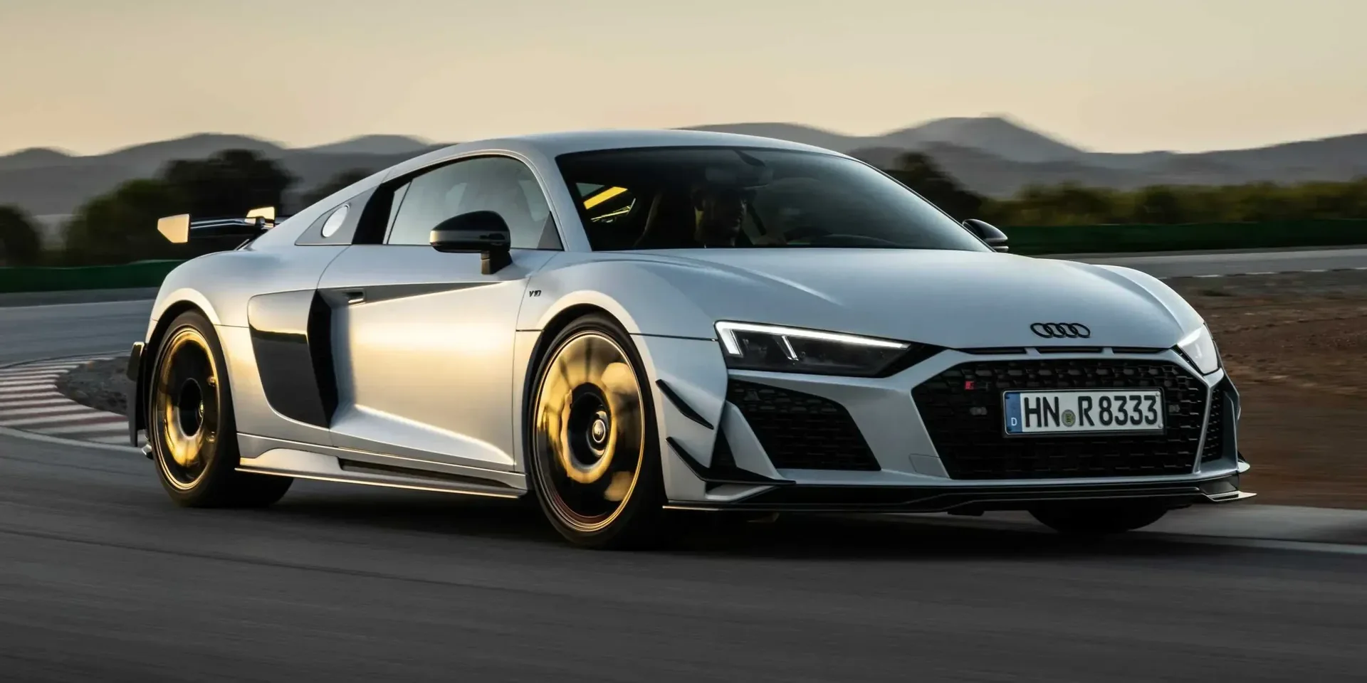 2023 Audi R8 V10 GT RWD photo 1