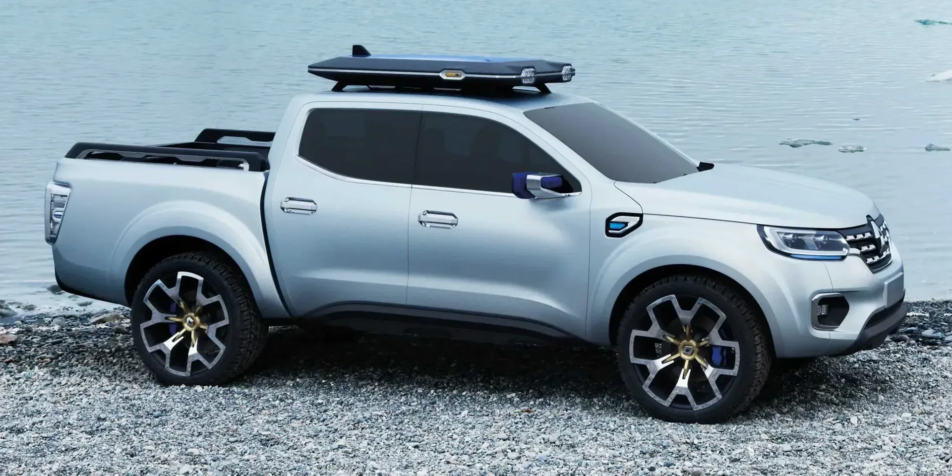 2015 Renault Alaskan photo 1