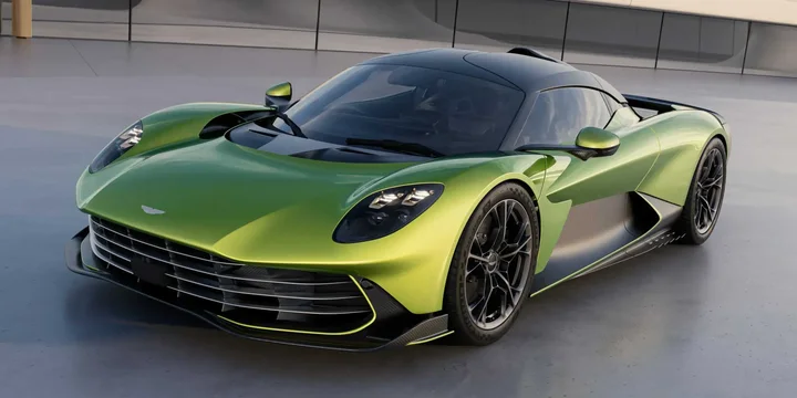 2025 Aston Martin 2025-aston-martin-concept-40-v8-phev-awd-dct-8-speed main image