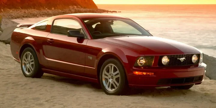 2005 Ford 2005-ford-mustang-gt main image