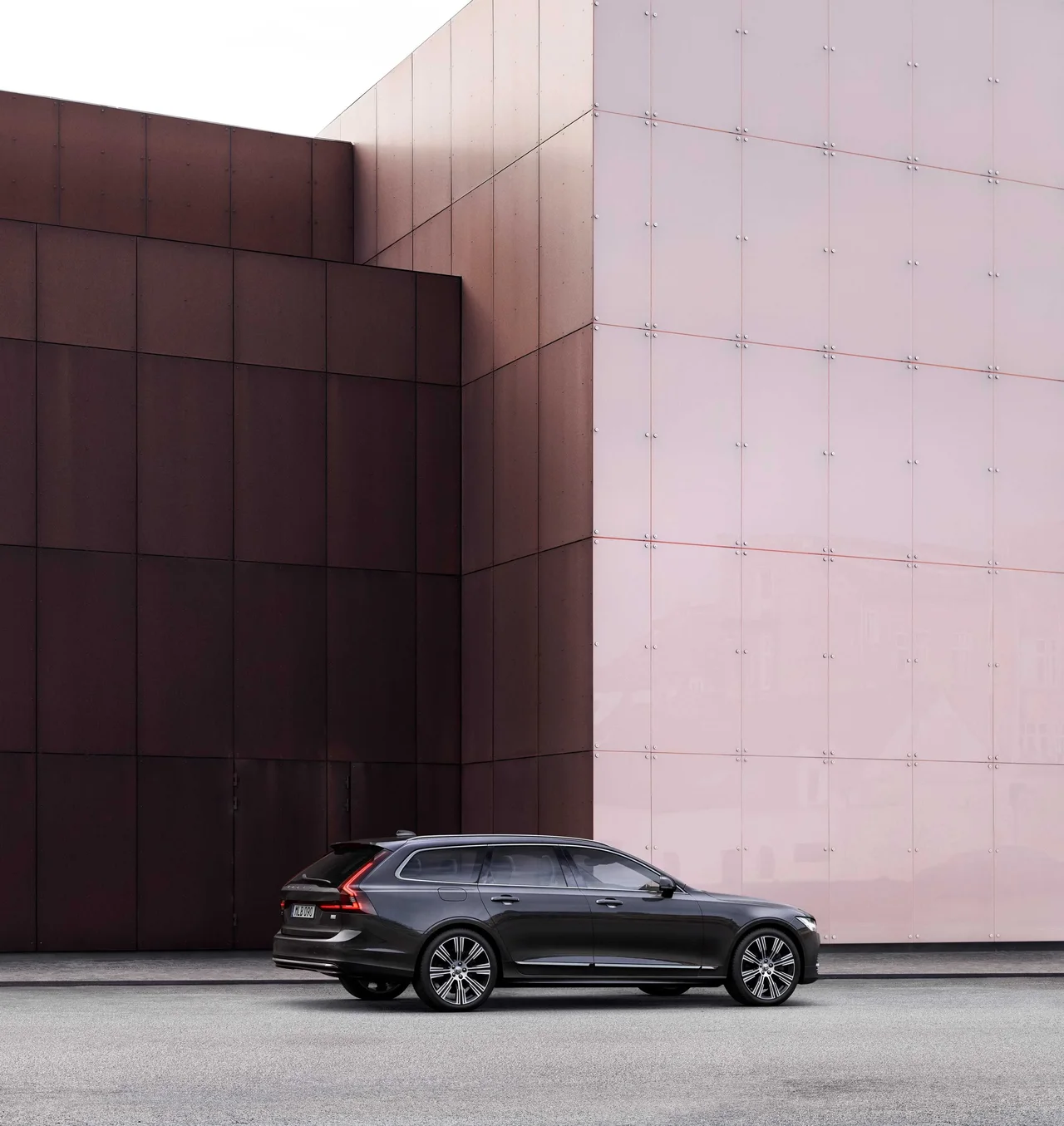 Exterior 4