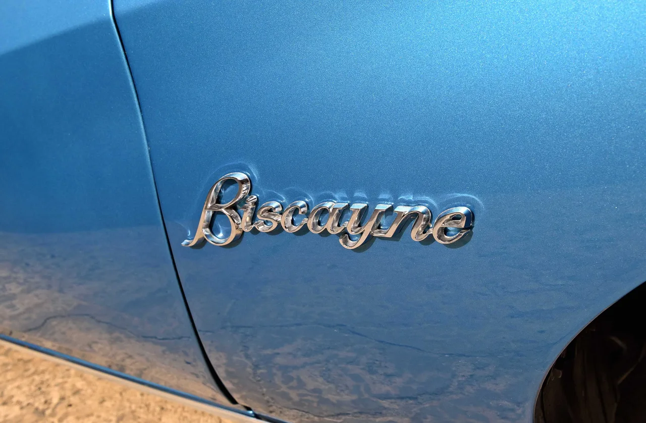 Exterior 8