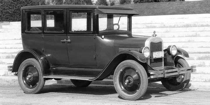 1926 Chevrolet 1926-chevrolet-superior-sedan-28-manual-3-speed main image