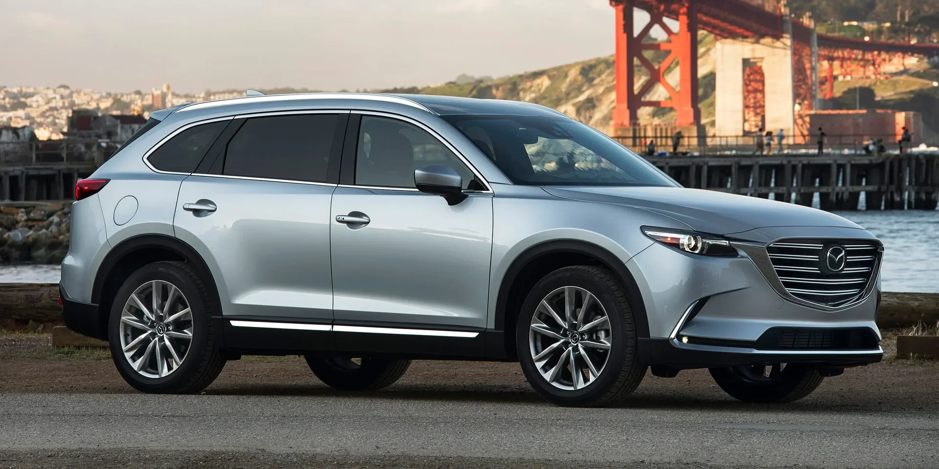 2016 Mazda CX-9 photo 1