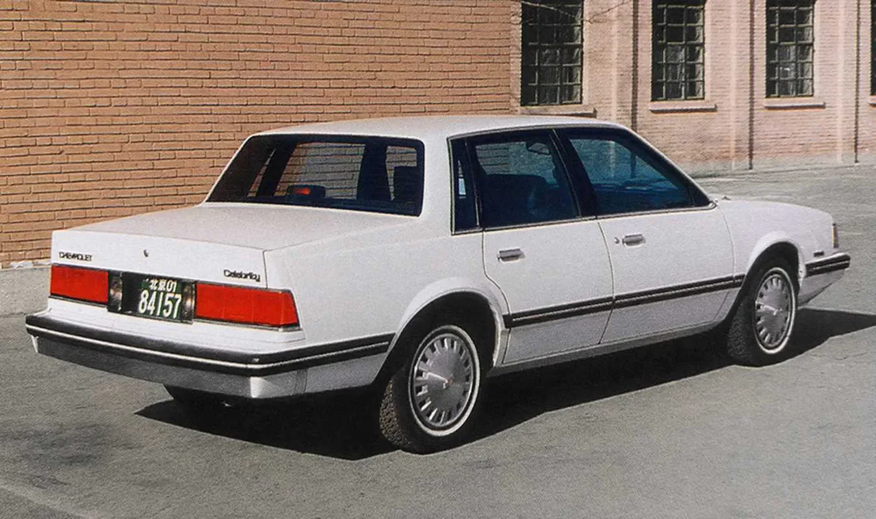 Exterior 3