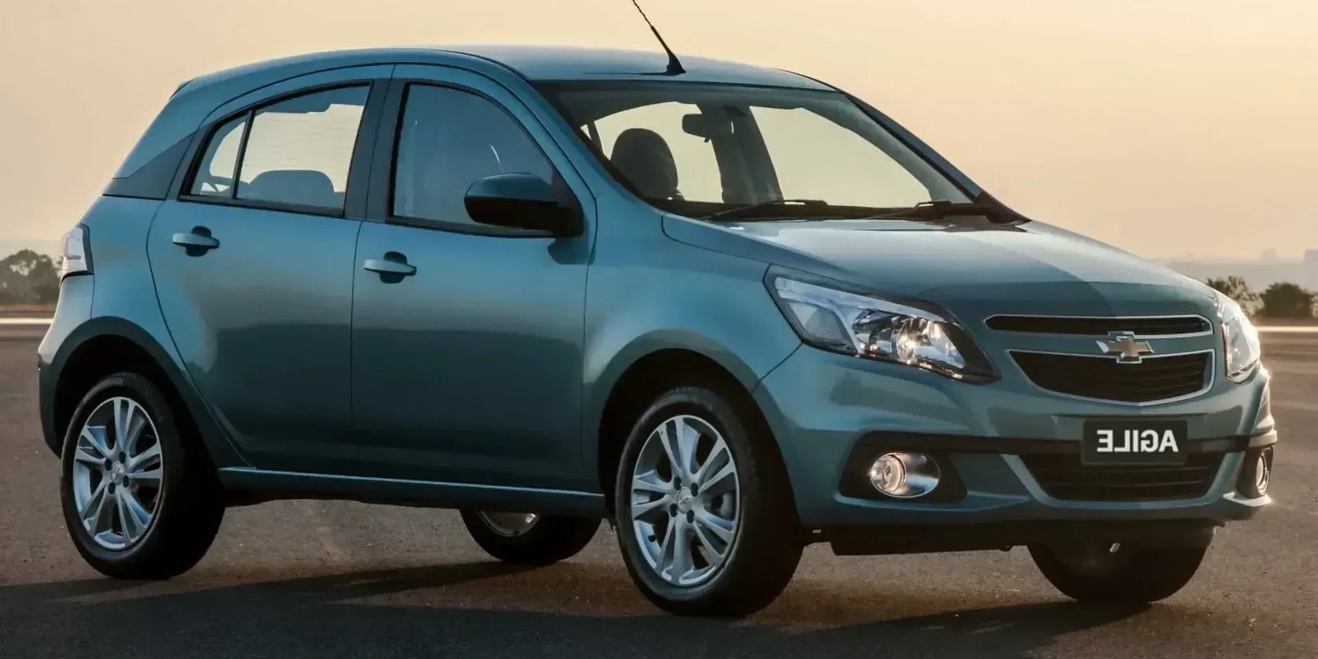 2013 Chevrolet Agile photo 1
