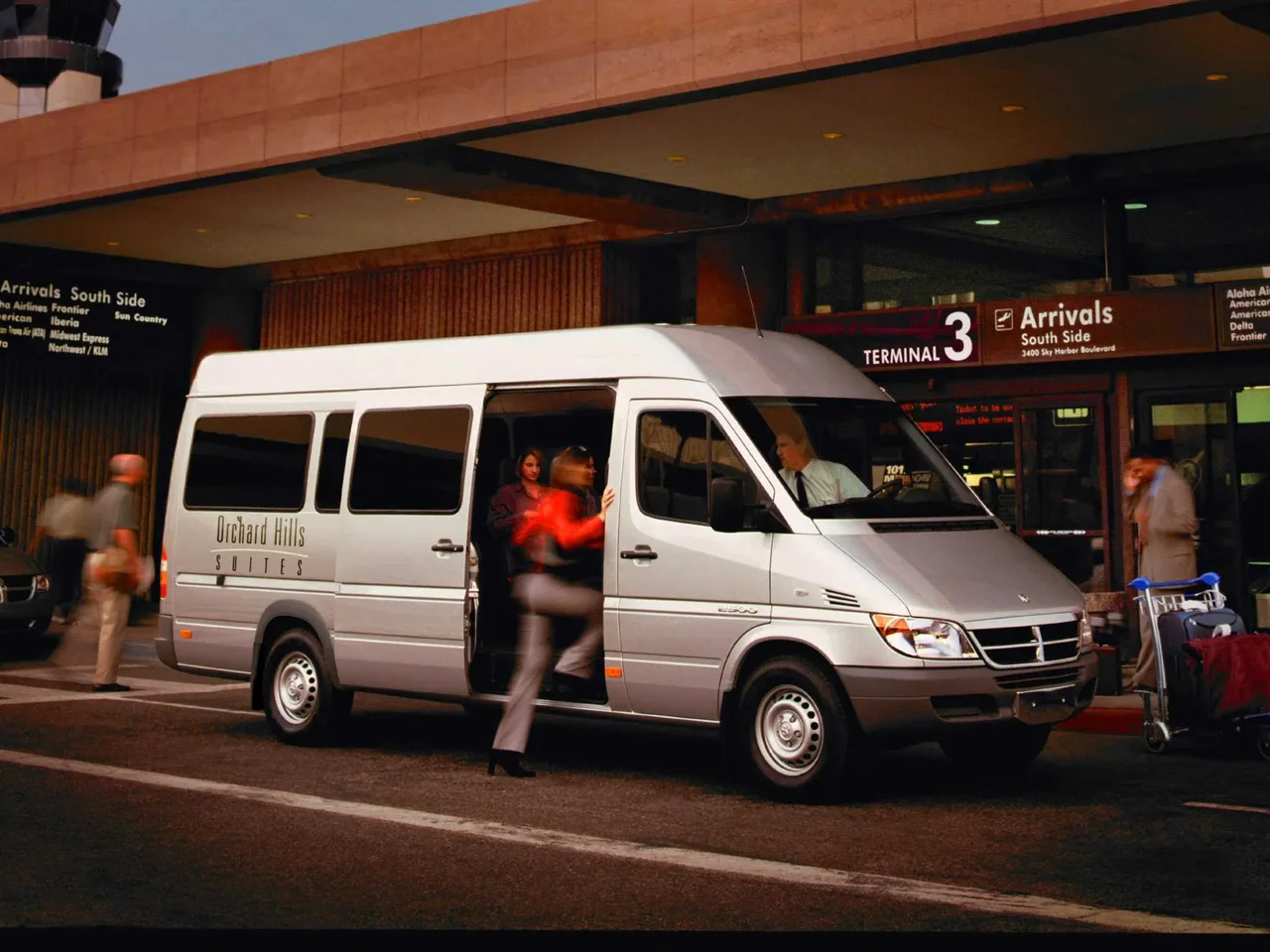 Exterior 3