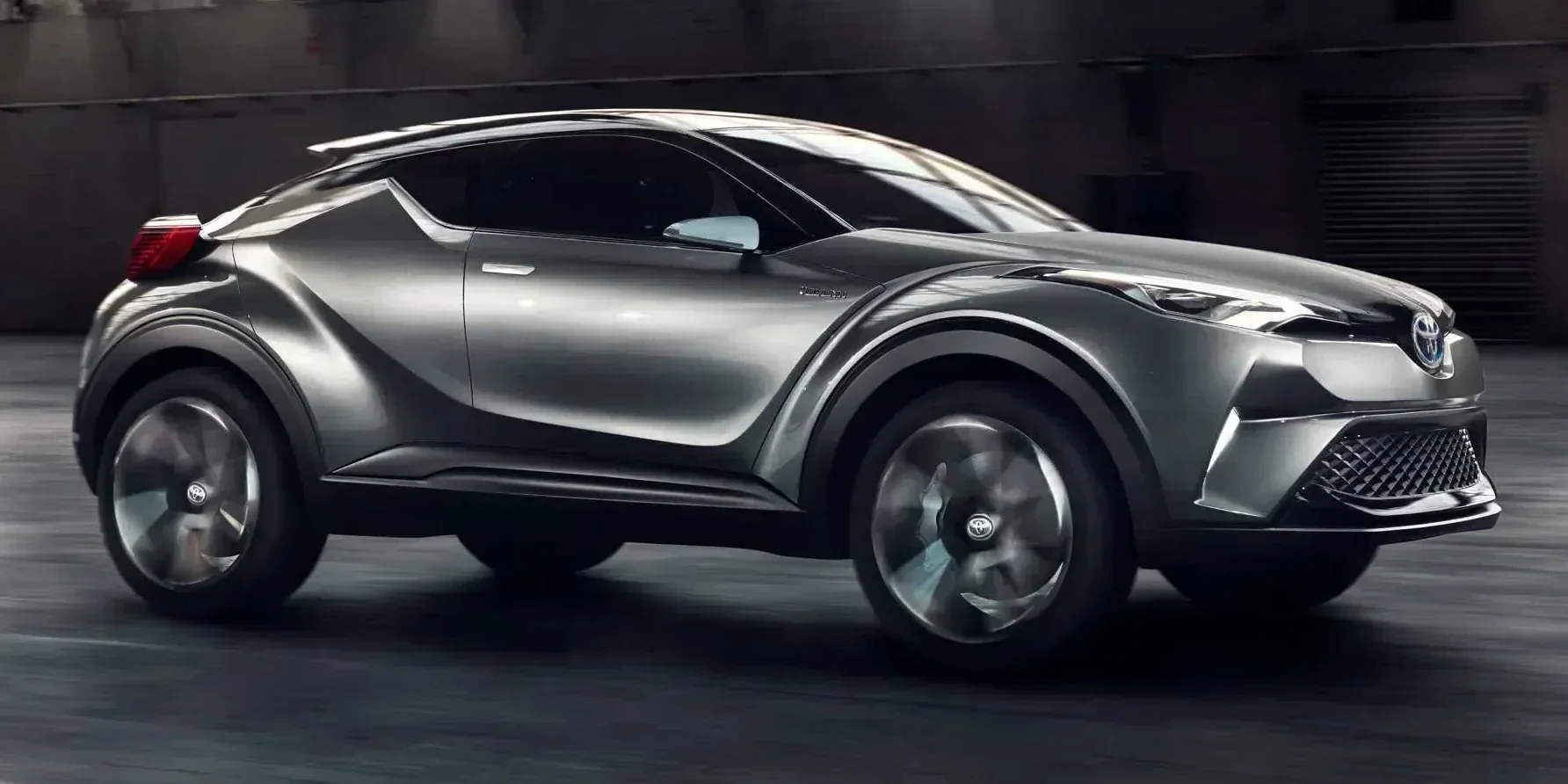2015 Toyota C-HR 5-door photo 1