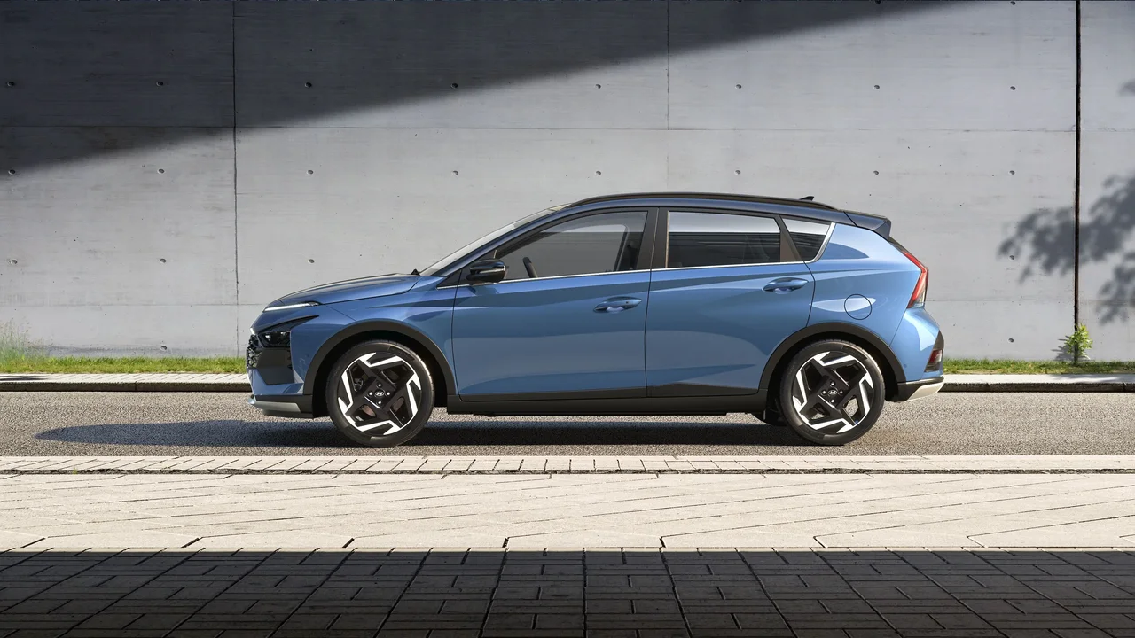Exterior 3
