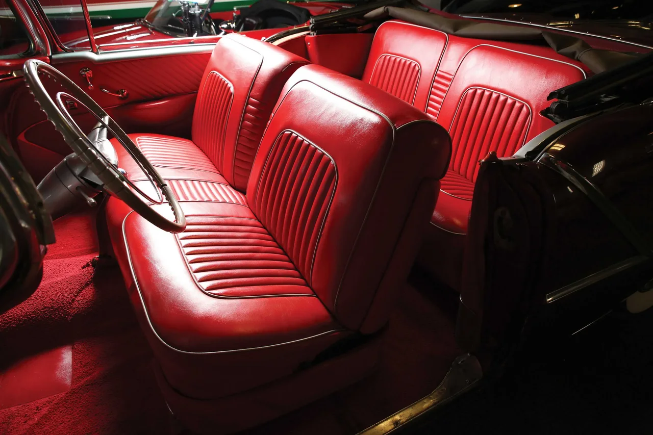 Interior 2