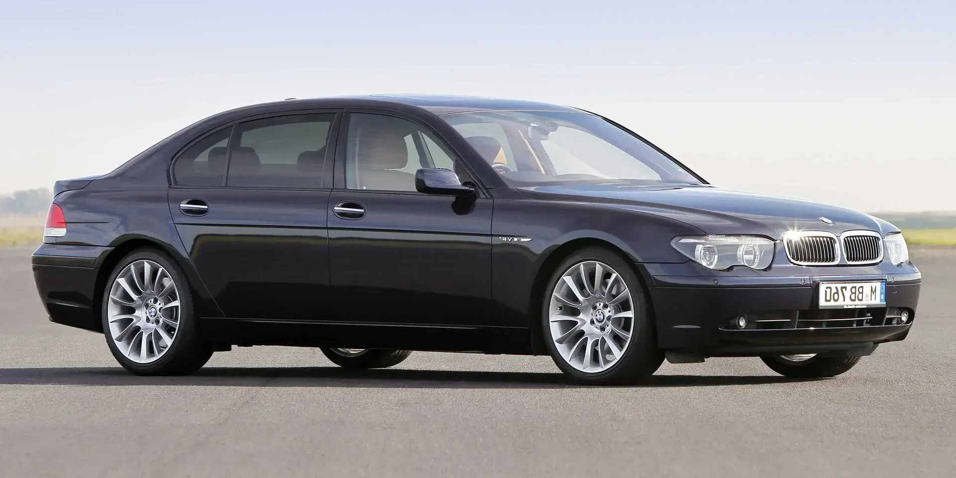 2002 BMW 7 Series photo 1