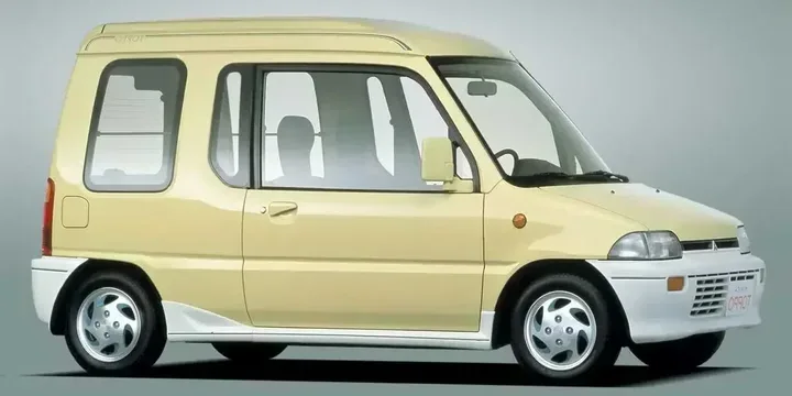 1990 Mitsubishi 1990-mitsubishi-minica-toppo main image