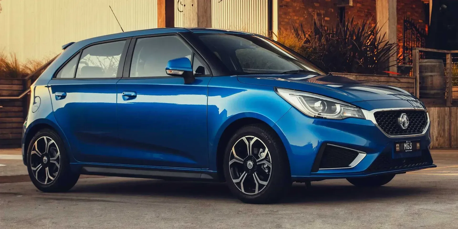2018 MG 3 photo 1