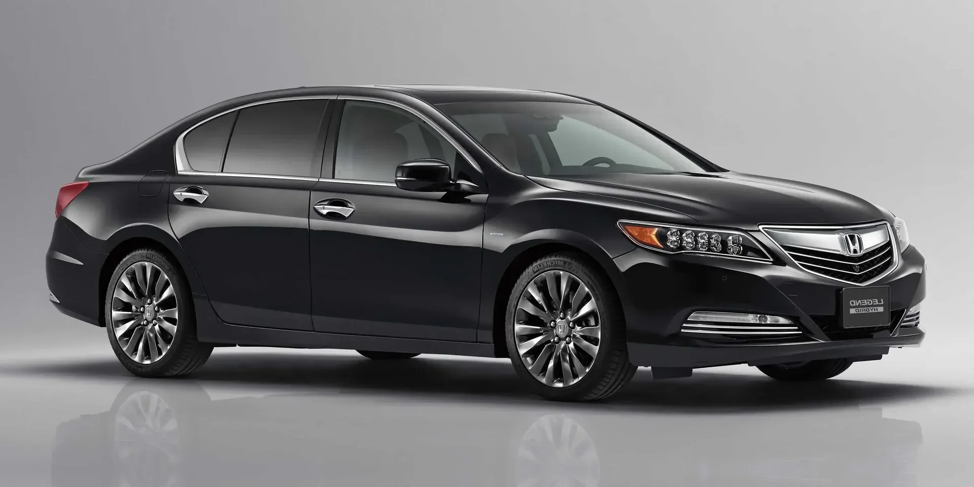 2014 Honda Legend photo 1