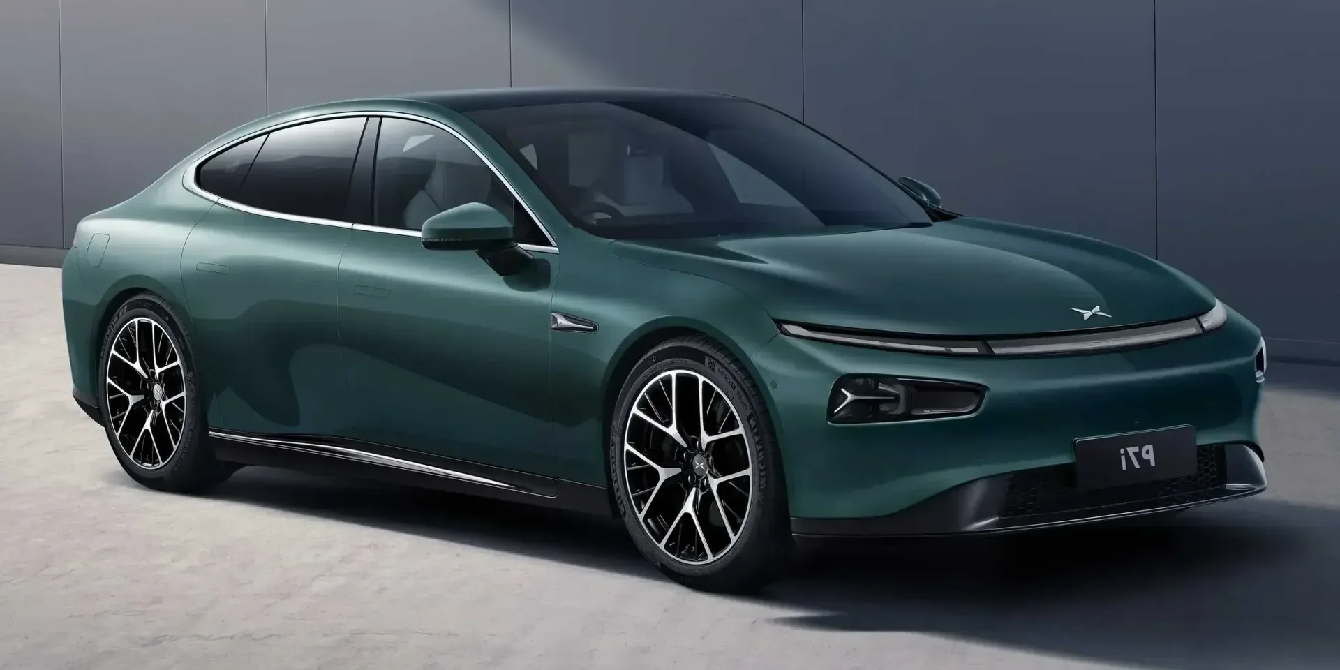 2023 Xpeng P7 photo 1