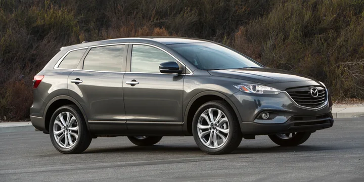 2013 Mazda CX-9 front three-quarter view
