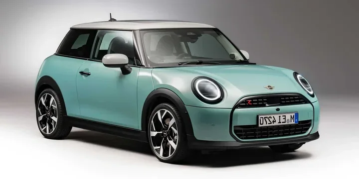 2024 Mini 2024-mini-cooper-s-3-door-steptronic-7-speed main image