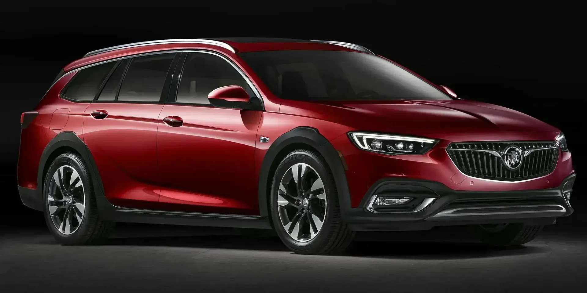 2018 Buick Regal TourX photo 1