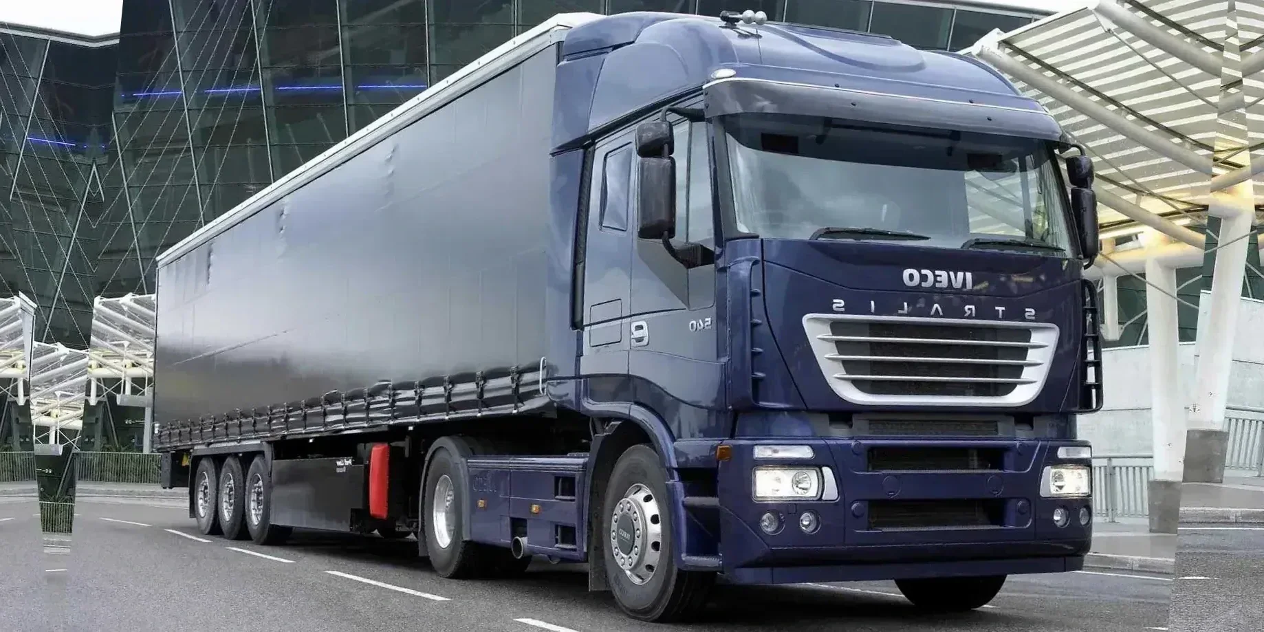 2003 Iveco Stralis photo 1