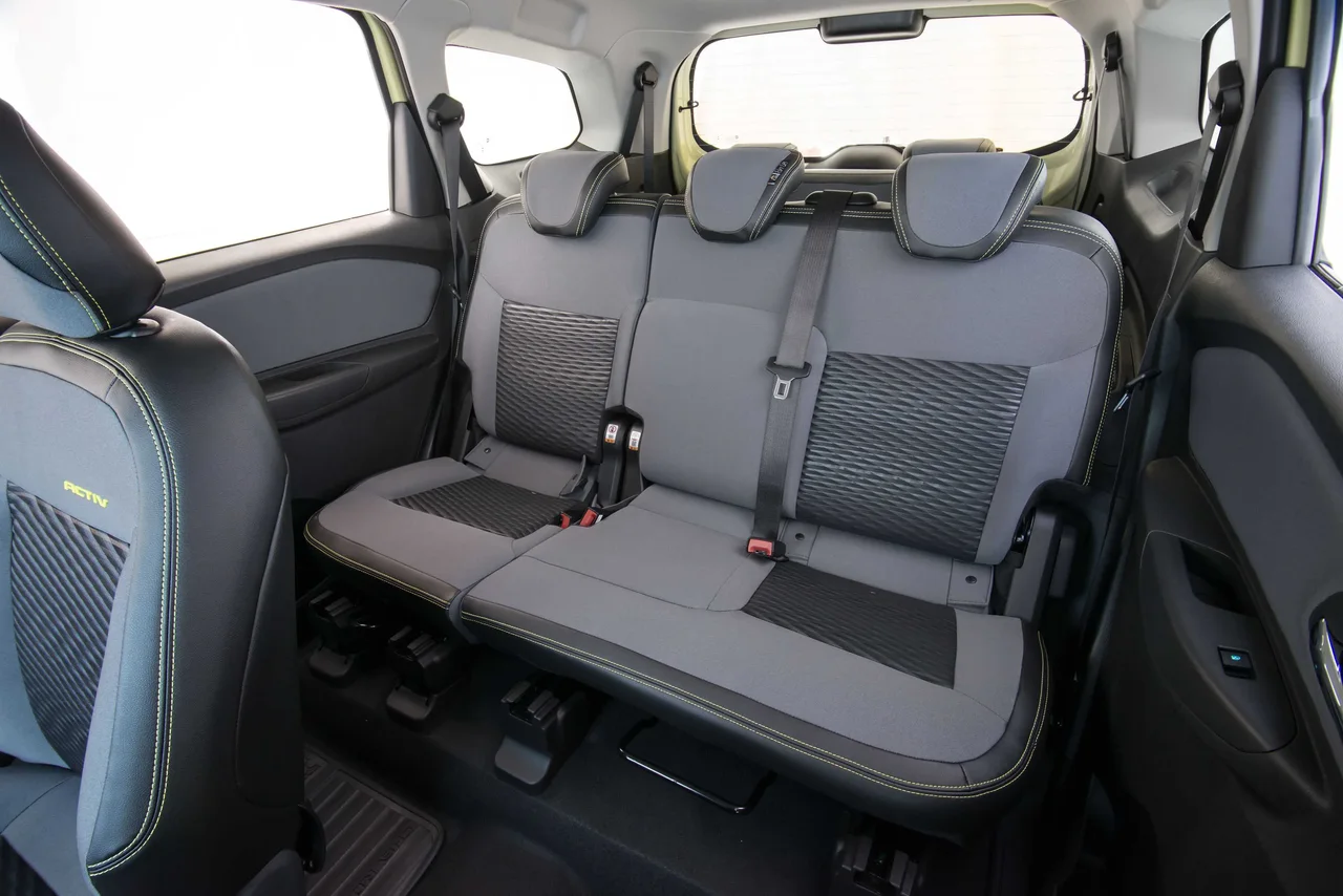 Interior 2