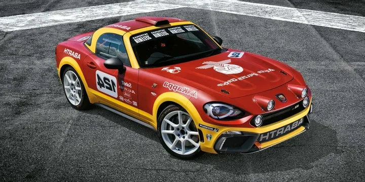 2017 Abarth 2017-abarth-124-spider-rgt-sequential-6-speed main image
