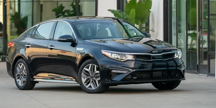 2018 Kia Optima exterior main image