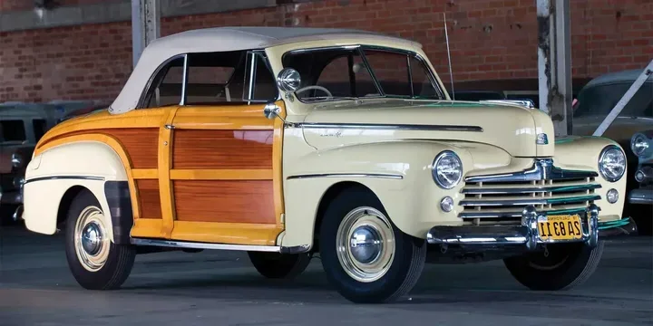 1948 Ford 1948-ford-super-deluxe-convertible-sportsman-39-v8-manual-101hp-1948-3-speed main image
