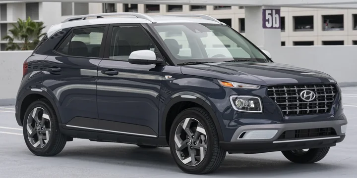 2020 Hyundai Venue exterior main image