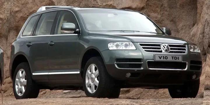 2004 Volkswagen 2004-volkswagen-touareg-za-generation-i-type-7l main image